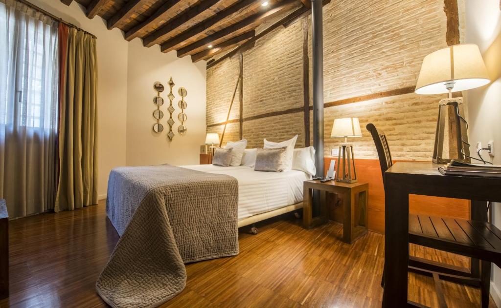 Habitación dúplex con escalera interior