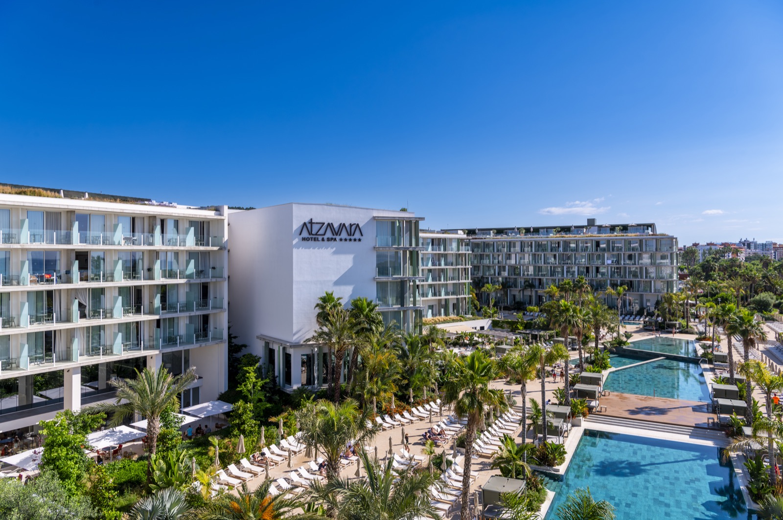 Las piscinas exteriores